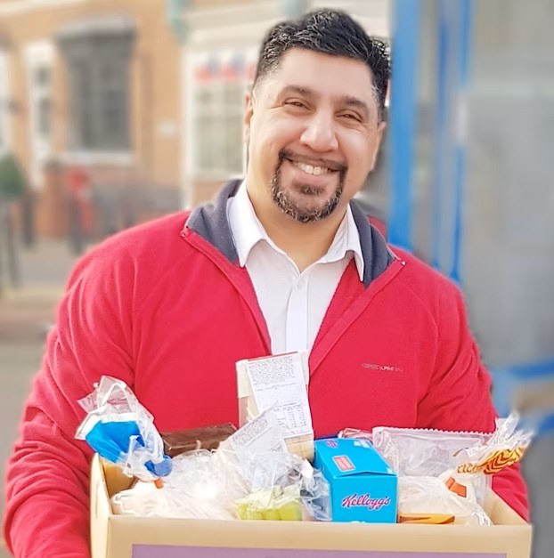 Delivering food parcels to families in Springvale